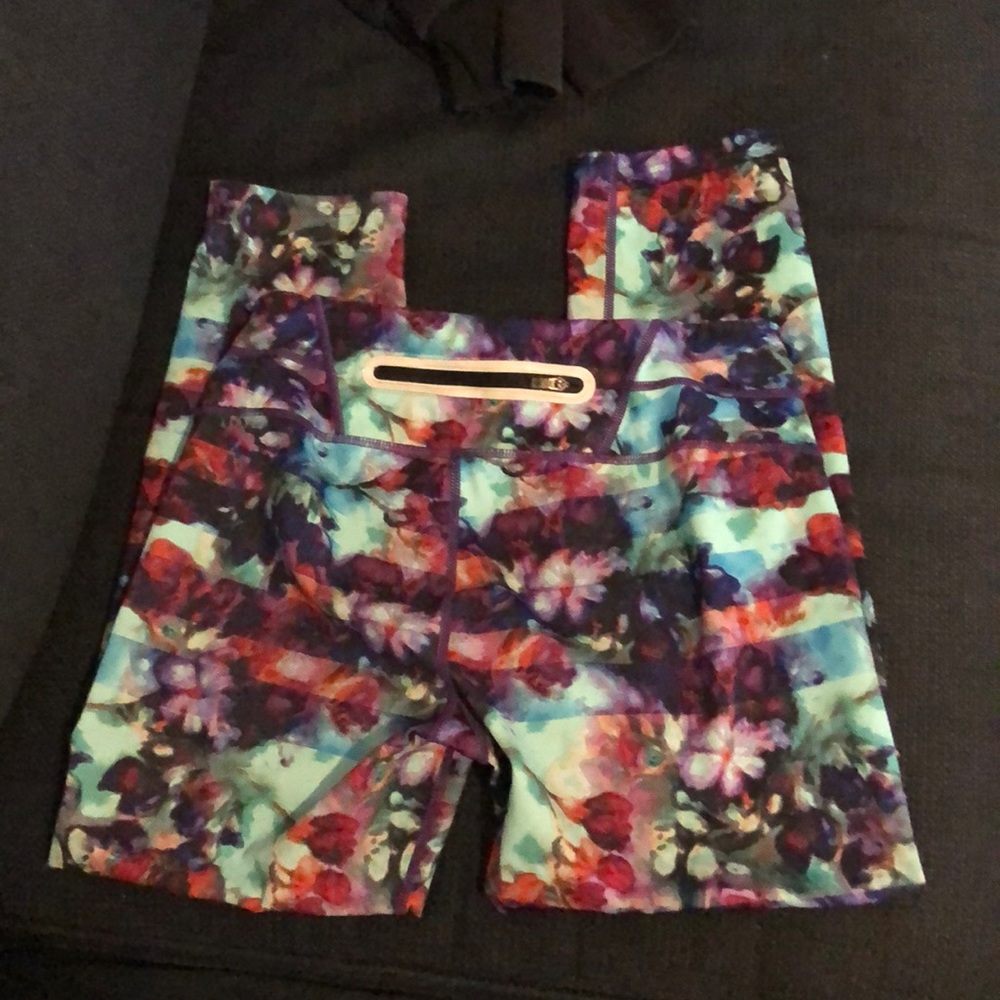 Athleta yoga crop pants